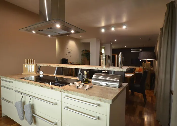 Mit Terrasse By Interhome Appartement